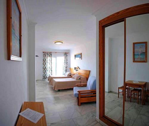 Apartamentos Guaquin Torremolinos Dış mekan fotoğraf