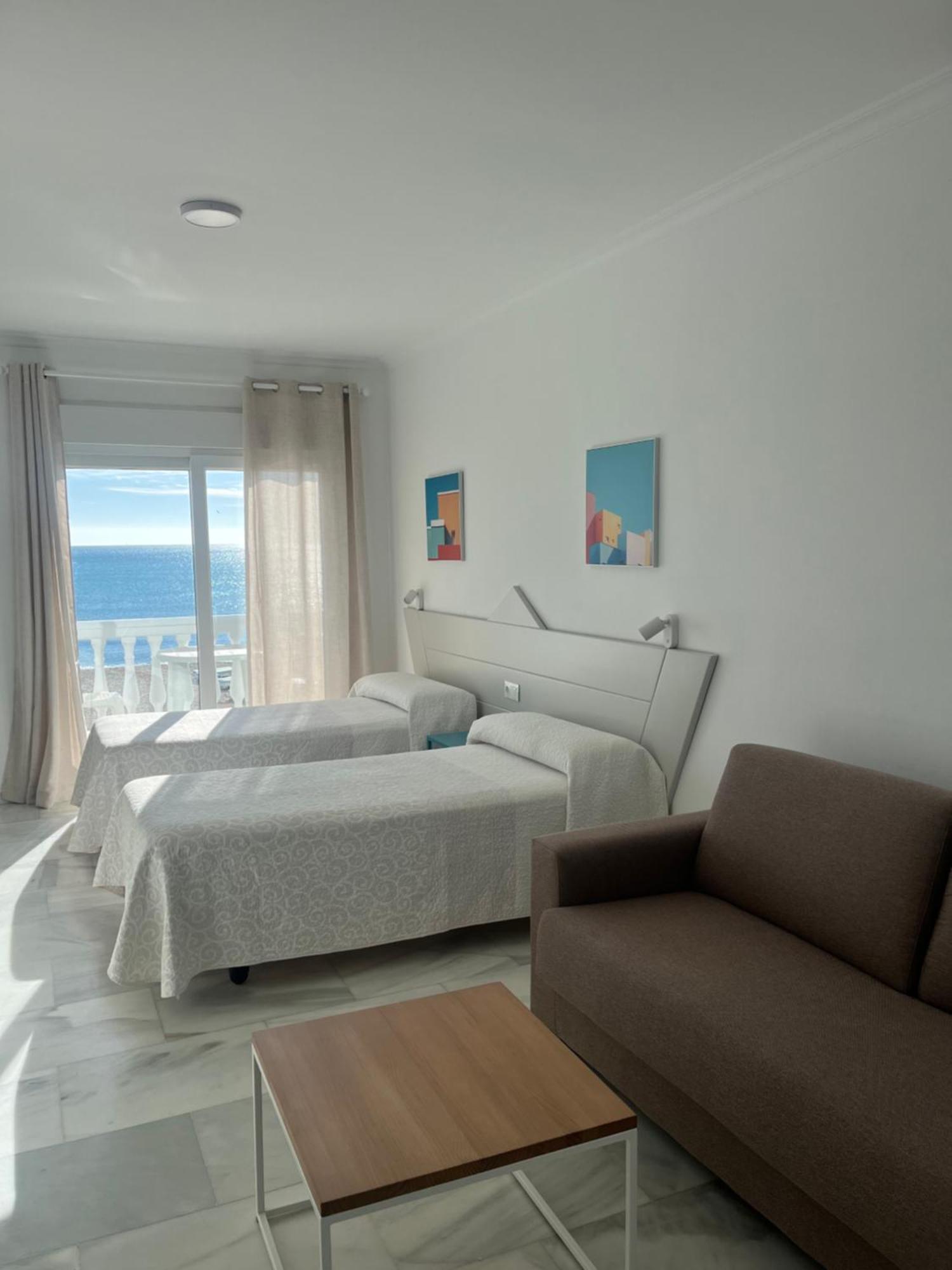 Apartamentos Guaquin Torremolinos Dış mekan fotoğraf
